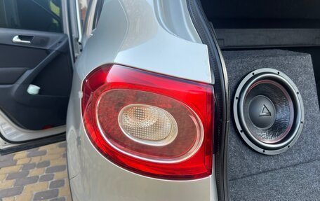 Volkswagen Tiguan I, 2010 год, 1 100 000 рублей, 14 фотография