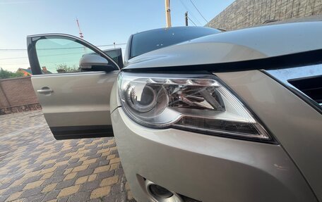 Volkswagen Tiguan I, 2010 год, 1 100 000 рублей, 28 фотография