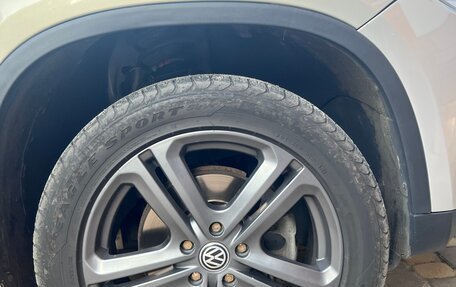 Volkswagen Tiguan I, 2010 год, 1 100 000 рублей, 35 фотография