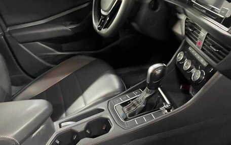 Volkswagen Jetta VII, 2020 год, 2 000 000 рублей, 13 фотография