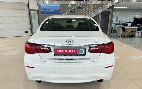 Infiniti Q70 I, 2016 год, 2 100 000 рублей, 6 фотография