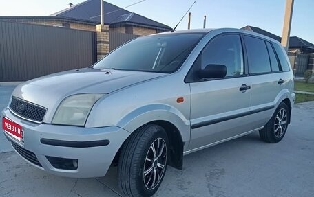 Ford Fusion I, 2004 год, 320 000 рублей, 1 фотография