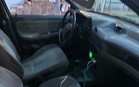 Daewoo Nexia I рестайлинг, 2004 год, 140 000 рублей, 6 фотография