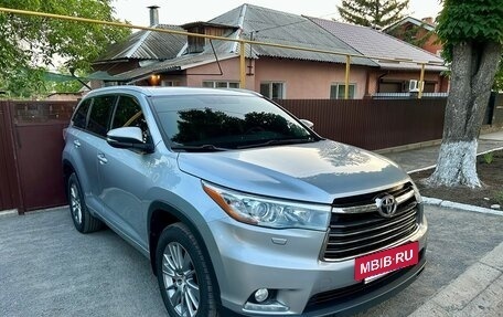 Toyota Highlander III, 2014 год, 3 150 000 рублей, 4 фотография