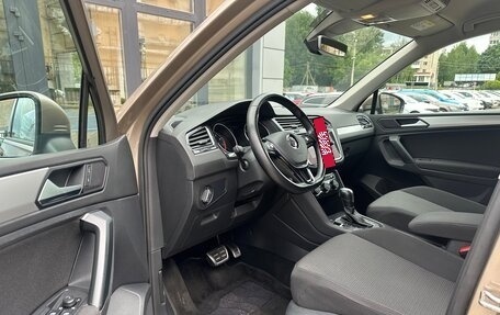 Volkswagen Tiguan II, 2019 год, 2 200 000 рублей, 7 фотография