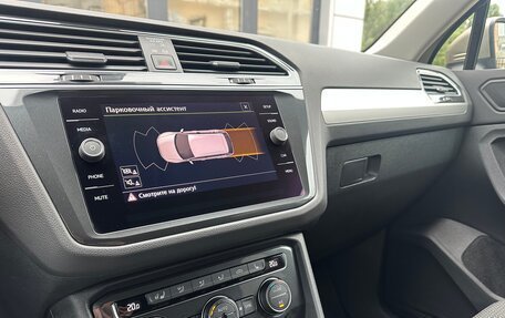 Volkswagen Tiguan II, 2019 год, 2 200 000 рублей, 14 фотография