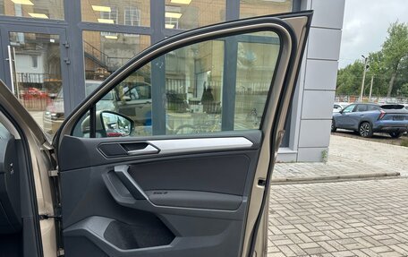 Volkswagen Tiguan II, 2019 год, 2 200 000 рублей, 24 фотография