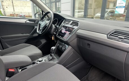 Volkswagen Tiguan II, 2019 год, 2 200 000 рублей, 25 фотография