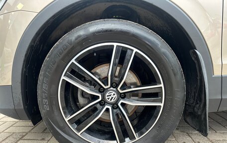 Volkswagen Tiguan II, 2019 год, 2 200 000 рублей, 26 фотография