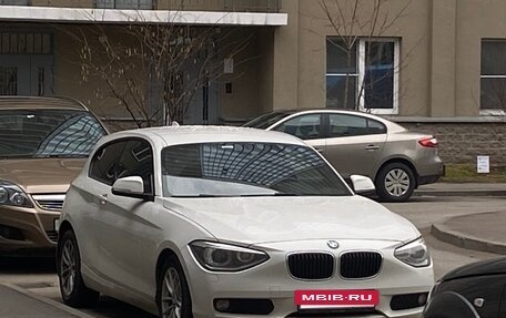 BMW 1 серия, 2012 год, 1 400 000 рублей, 12 фотография