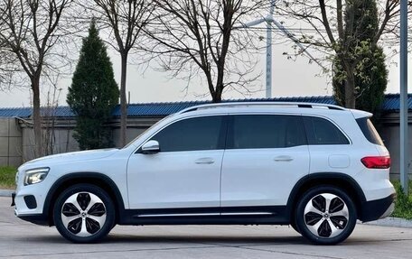 Mercedes-Benz GLB, 2022 год, 2 820 000 рублей, 8 фотография