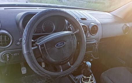 Ford Fusion I, 2004 год, 320 000 рублей, 4 фотография