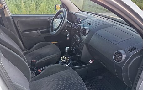 Ford Fusion I, 2004 год, 320 000 рублей, 5 фотография