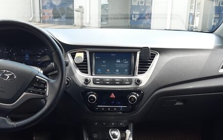 Hyundai Solaris II рестайлинг, 2019 год, 1 310 000 рублей, 4 фотография