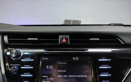 Toyota Camry, 2020 год, 2 192 000 рублей, 15 фотография
