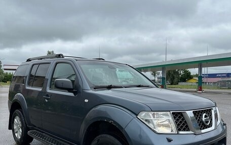Nissan Pathfinder, 2005 год, 850 000 рублей, 2 фотография