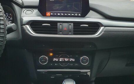 Mazda 6, 2016 год, 2 200 000 рублей, 5 фотография