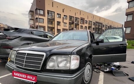 Mercedes-Benz E-Класс, 1994 год, 370 000 рублей, 2 фотография