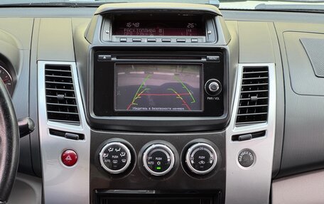 Mitsubishi Pajero Sport II рестайлинг, 2013 год, 1 720 000 рублей, 14 фотография