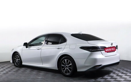 Toyota Camry, 2018 год, 1 725 000 рублей, 7 фотография