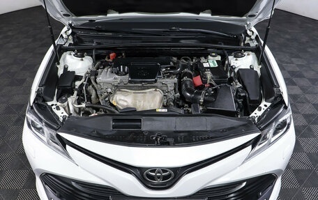 Toyota Camry, 2018 год, 1 725 000 рублей, 9 фотография