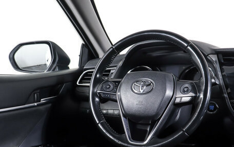 Toyota Camry, 2018 год, 1 725 000 рублей, 16 фотография