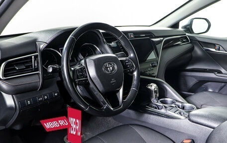 Toyota Camry, 2018 год, 1 725 000 рублей, 14 фотография
