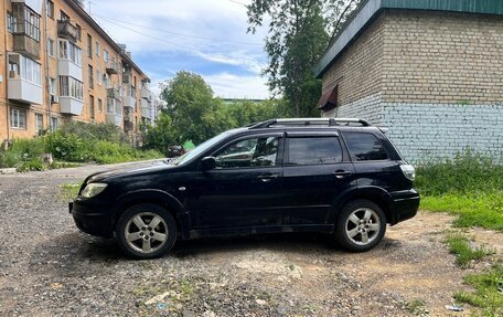 Mitsubishi Outlander III рестайлинг 3, 2006 год, 600 000 рублей, 2 фотография