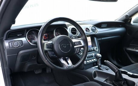 Ford Mustang VI рестайлинг, 2019 год, 3 430 000 рублей, 9 фотография