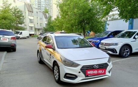 Hyundai Solaris II рестайлинг, 2017 год, 660 000 рублей, 6 фотография