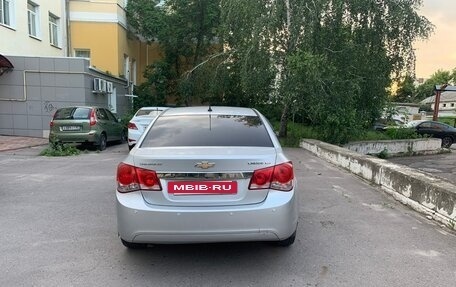 Chevrolet Cruze II, 2012 год, 650 000 рублей, 4 фотография