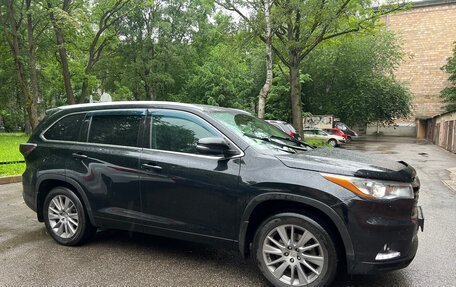 Toyota Highlander III, 2014 год, 2 850 000 рублей, 3 фотография