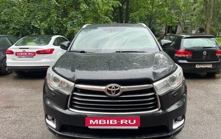 Toyota Highlander III, 2014 год, 2 850 000 рублей, 2 фотография