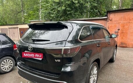 Toyota Highlander III, 2014 год, 2 850 000 рублей, 6 фотография