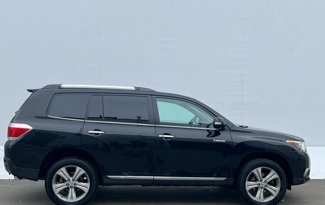 Toyota Highlander III, 2010 год, 1 575 000 рублей, 4 фотография