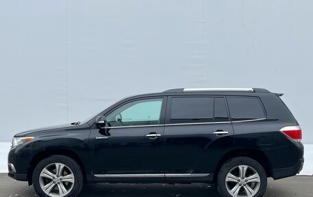 Toyota Highlander III, 2010 год, 1 575 000 рублей, 8 фотография