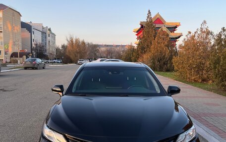 Toyota Camry, 2021 год, 3 950 000 рублей, 1 фотография