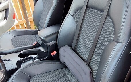 Hyundai ix35 I рестайлинг, 2010 год, 990 000 рублей, 15 фотография