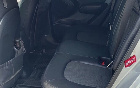 Hyundai ix35 I рестайлинг, 2010 год, 990 000 рублей, 12 фотография