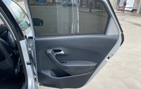 Volkswagen Polo VI (EU Market), 2015 год, 780 000 рублей, 11 фотография