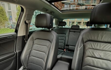 Volkswagen Tiguan II, 2018 год, 3 150 000 рублей, 13 фотография