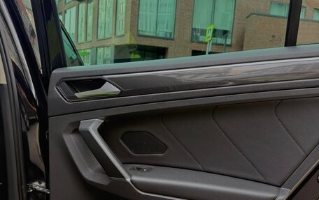 Volkswagen Tiguan II, 2018 год, 3 150 000 рублей, 20 фотография