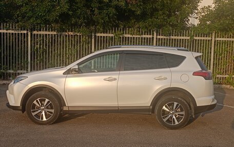 Toyota RAV4, 2019 год, 2 900 000 рублей, 3 фотография