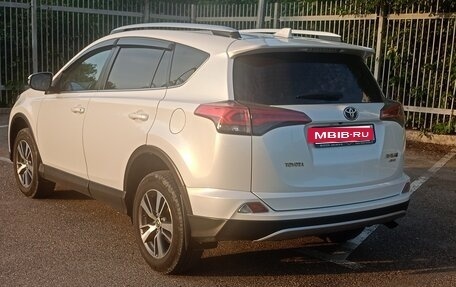 Toyota RAV4, 2019 год, 2 900 000 рублей, 5 фотография
