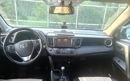 Toyota RAV4, 2019 год, 2 900 000 рублей, 16 фотография