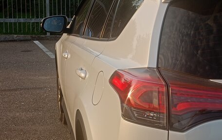 Toyota RAV4, 2019 год, 2 900 000 рублей, 9 фотография