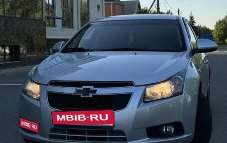 Chevrolet Cruze II, 2012 год, 800 000 рублей, 7 фотография