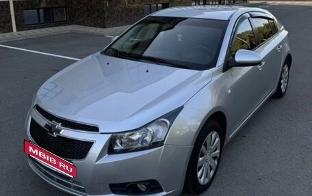 Chevrolet Cruze II, 2012 год, 800 000 рублей, 9 фотография