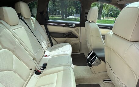 Porsche Cayenne III, 2011 год, 3 100 000 рублей, 10 фотография