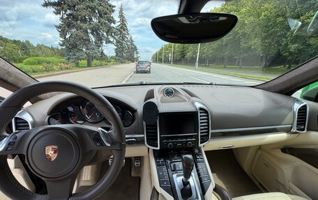 Porsche Cayenne III, 2011 год, 3 100 000 рублей, 15 фотография